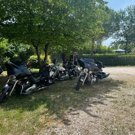 B&B Pina - 2 몬테마르치아노